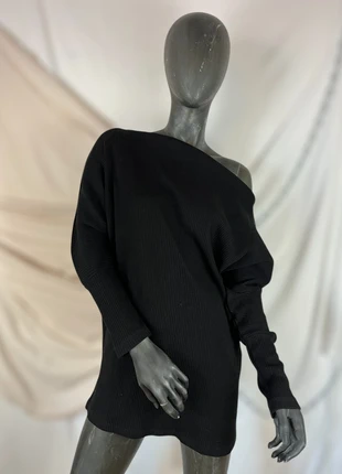 Mini robe noire à manches chauve souris et col ouvert, marque: Vintage, état: Très bon état, taille: M / 38 / 10, 15,00 €, 16,45 € Protection acheteurs incluse