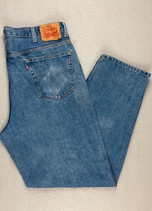 Jean Levi’s 560 bleu - W40 L34, brand: Levi Strauss & Co., condizioni: Ottime, taglia: IT 50 | W40, €22.00, €23.80 include la Protezione acquisti