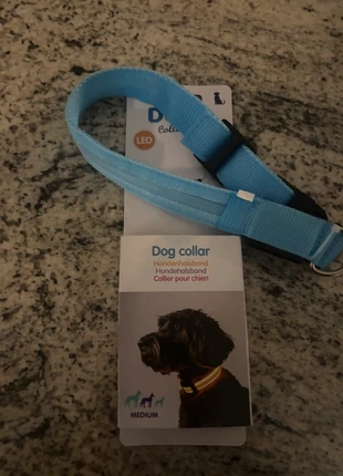 Collier lumineux, marque: Lumineux, état: Neuf avec étiquette, taille: M, 5,00 €, 5,95 € Protection acheteurs incluse