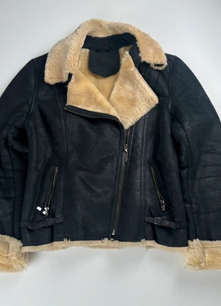 Blouson aviateur Von Dutch effet peau retournée taille S femme, marke: Von Dutch, zustand: Sehr gut, größe: S / 36 / 8, 50,00 €, 53,20 € inklusive Vinted-Käuferschutz