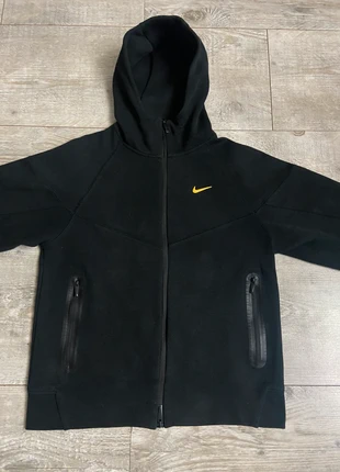 Veste Nike Tech NOCTA noire taille L en excellent état, marque: Nike x Nocta, état: Très bon état, taille: L, 54,99 €, 58,44 € Protection acheteurs incluse