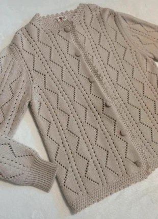 Vintage Cardigan beige traforato maglia a diamanti scollo a festoni vintage/cottagecore, marque: Vintage Dressing, état: Très bon état, taille: XXL / 44 / 16, 23,00 €, 24,85 € Protection acheteurs incluse