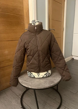 Vintage women’s brown criss cross puffer cropped zipper coat size xs, brand: Primark, condition: Very good, size: XS / UK 4-6, £13.00, £14.35 includes Buyer Protection