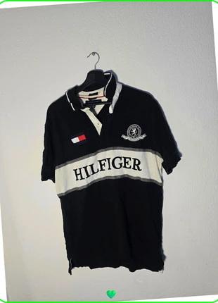 polo tommy vintage noir L, marca: Tommy Hilfiger, estado: Muy bueno, tamaño: L, 10,00 €, 11,20 € Protección al comprador incluida