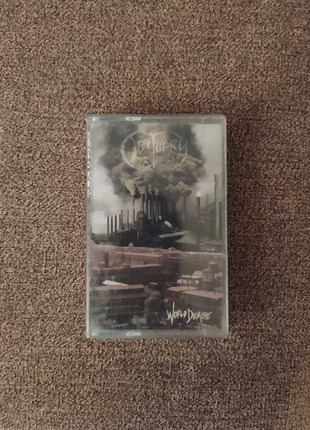 Obituary - World Denise (cassetta), zustand: Sehr gut, 20,00 €, 21,70 € inklusive Vinted-Käuferschutz