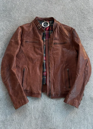 Vintage Mitchumm Leather jacket, marca: Vintage Dressing, estado: Muito bom, tamanho: M, €180.00, €189.70 inclui Proteção do Comprador