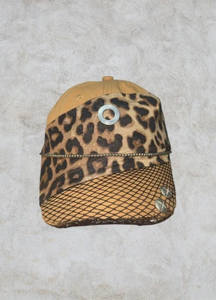 Cappellino Animalier, brand: Punk, condizioni: Nuovo senza cartellino, taglia: Taglia unica, €30.00, €32.20 include la Protezione acquisti