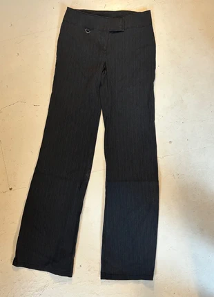 flaired paints, merk: Vintage Dressing, staat: Nieuw zonder prijskaartje, maat: XS / 34 / 6, € 16,00, € 17,50 inclusief Kopersbescherming