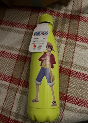 Gourde métal one piece neuve, marque: OnePiece, état: Neuf avec étiquette, 9,00 €, 10,15 € Protection acheteurs incluse