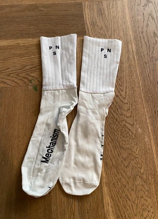 Pas Normal Studios - Mechanism Aero Socks - as NEW - €50, merk: Pas Normal Studios, staat: Heel goed, maat: L, € 25,00, € 26,95 inclusief Kopersbescherming