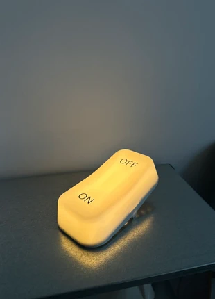 Lampe bascule ON/OFF – lumineuse, fun et rechargeable, marque: Lampe, état: Comme neuf, 15,00 €, 16,45 € Protection acheteurs incluse