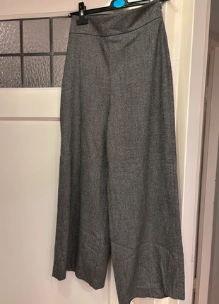 Zara palazzo trousers, brand: Zara, condizioni: Buone, taglia: XS / IT 38 / EU 34, €5.00, €5.95 include la Protezione acquisti