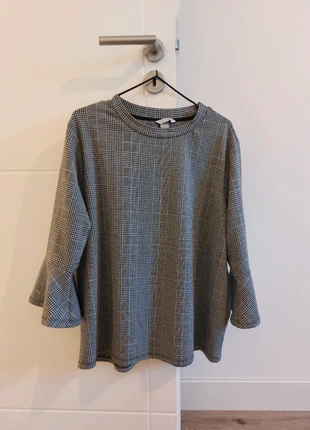 Haut gris H&M, marke: H&M, zustand: Sehr gut, größe: XL / 42 / 14, 4,00 €, 4,90 € inklusive Vinted-Käuferschutz