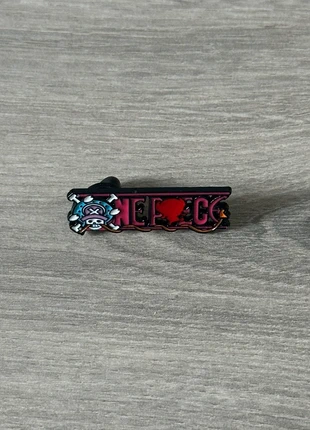 Pins Tony Tony Chopper + Logo One Piece / Eiichiro Oda (Neuf, Réduction active), estado: Nuevo sin etiquetas, 5,00 €, 5,95 € Protección al comprador incluida