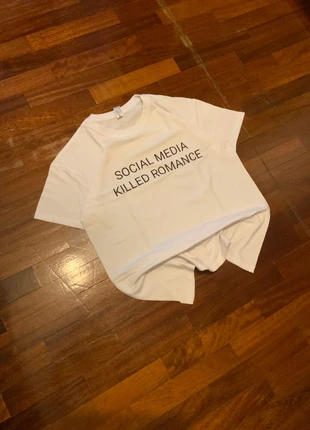 Tee SMKR White Streetwear Baggy Y2K, brand: Vintage Dressing, condizioni: Ottime, taglia: M, €12.90, €14.25 include la Protezione acquisti