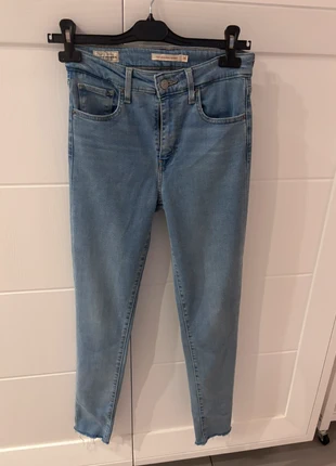 Jeans levis taglia S, brand: Levi's, condizioni: Ottime, taglia: S / IT 40 / EU 36, €15.00, €16.45 include la Protezione acquisti
