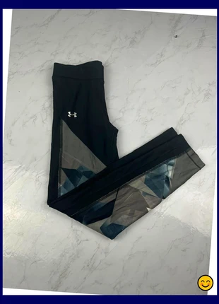 Legging Under Armour noir et gris pour femme taille S, brand: Under Armour, condizioni: Ottime, taglia: S / IT 40 / EU 36, €9.00, €10.15 include la Protezione acquisti