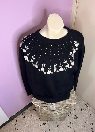 Pull femme brodé – Élégance intemporelle, marque: Fashion Style, état: Très bon état, taille: XL / 42 / 14, 12,00 €, 13,30 € Protection acheteurs incluse