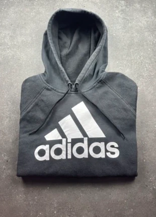 Sweat à capuche Adidas noir taille M, merk: adidas, staat: Heel goed, maat: M, € 15,00, € 16,45 inclusief Kopersbescherming
