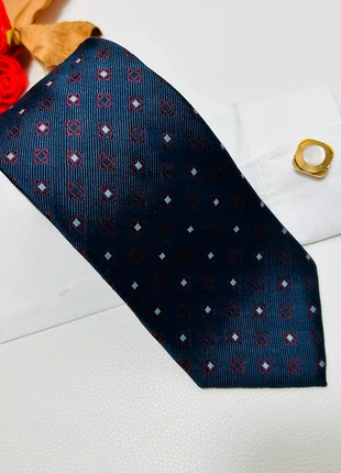 Cravate Camicissima fait main - soie bleu marine fleur stylisé tissé - 8,5 cm très bon état, marca: Camicissima, estado: Muito bom, €12.00, €13.30 inclui Proteção do Comprador Pro