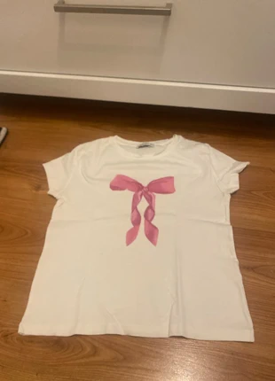 tshirt, marque: Stradivarius, état: Très bon état, taille: S / 36 / 8, 3,00 €, 3,85 € Protection acheteurs incluse