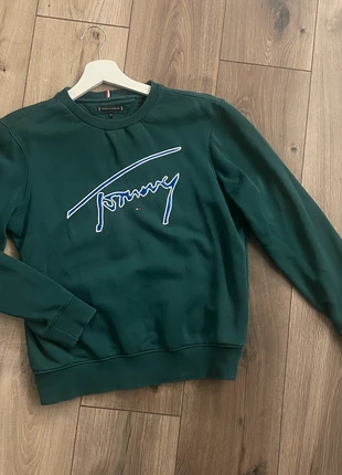 Tommy Jeans Logo Sweatshirt, brand: Tommy Jeans, condizioni: Ottime, taglia: S / IT 40 / EU 36, €15.00, €16.45 include la Protezione acquisti