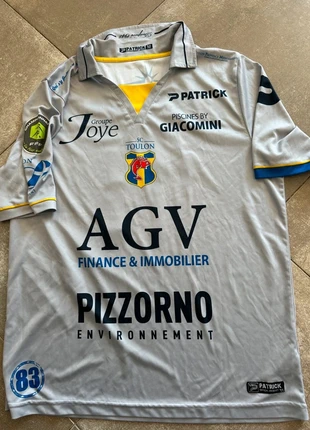Maillot football Sc Toulon Patrick taille M, marque: Patrick, état: Bon état, taille: M, 30,00 €, 32,20 € Protection acheteurs (Pro) incluse