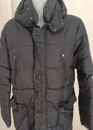 Giubbino uomo, Giubbotto Parka Uomo Nero Invernale con Cappuccio taglia M, brand: Bata, condizioni: Buone, taglia: M, €12.90, €14.25 include la Protezione acquisti