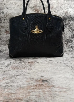 Magnifique Sac à main Vivienne Westwood, marque: Vivienne Westwood, état: Bon état, 165,00 €, 173,95 € Protection acheteurs incluse