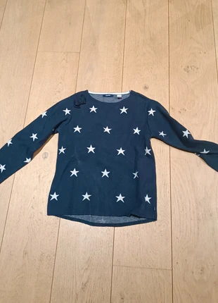 Pull étoiles, marque: Okaïdi, état: Très bon état, taille: 10 ans / 140 cm, 8,00 €, 9,10 € Protection acheteurs incluse