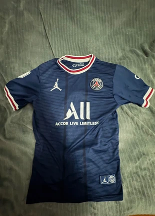 Maillot PSG floqué Messi, état: Bon état, taille: S, 10,00 €, 11,20 € Protection acheteurs incluse