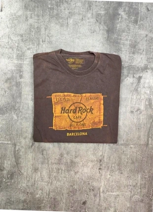 tshirt marron hard rock café barcelona taille S, marca: Hard Rock, estado: Muy bueno, tamaño: S, 15,00 €, 16,45 € Protección al comprador incluida