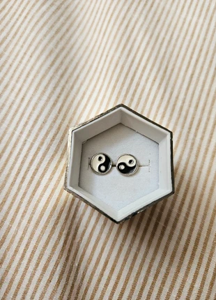 Pendientes de plata 925. Ying yang., marca: Local, estado: Novo sem etiquetas, €5.00, €5.95 inclui Proteção do Comprador