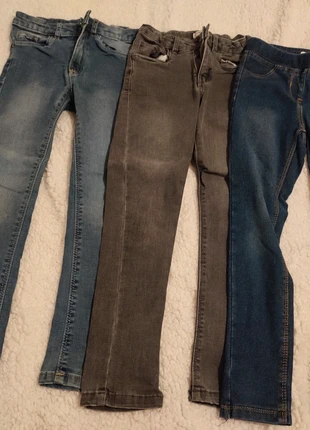 Jeans enfant, marque: Vertbaudet, état: Très bon état, taille: 6 ans / 116 cm, 4,00 €, 4,90 € Protection acheteurs incluse