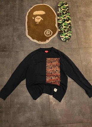 Supreme Tee Tracked Sweat shirt Size M, brand: Supreme, condition: Very good, size: M, €40.00, €42.70 includes Buyer Protection