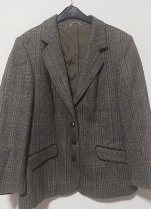 Klassischer Blazer/Jackett aus reiner Schurwolle Mode & Tradition Krüger, marque: Vintage Dressing, état: Très bon état, taille: L / 40 / 12, 6,00 €, 7,00 € Protection acheteurs incluse