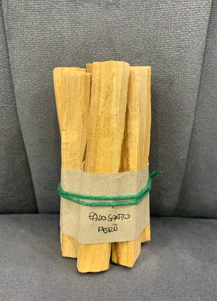 Palo Santo 7 Legnetti peso totale 70 gr, brand: EsotericoShop, condizioni: Nuovo senza cartellino, €7.00, €8.05 include la Protezione acquisti Pro