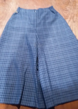 Lacoste vintage jupe culotte écossaise bleu S, marque: Lacoste, état: Bon état, taille: S / 36 / 8, 15,00 €, 16,45 € Protection acheteurs incluse