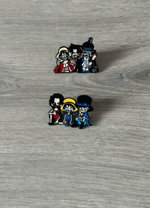 Lot de 2 pins Luffy, Ace & Sabo / One Piece / Eiichiro Oda (Neuf, Réduction active), estado: Nuevo sin etiquetas, 9,00 €, 10,15 € Protección al comprador incluida