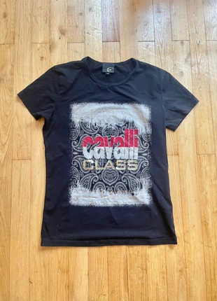 t-shirt Roberto cavalli, marque: Roberto Cavalli, état: Bon état, taille: M / 38 / 10, 15,00 €, 16,45 € Protection acheteurs (Pro) incluse