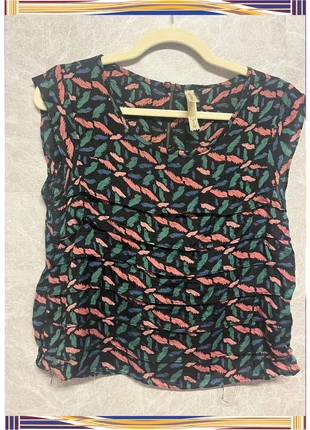 Top negro estampado hojas Springfield talla M, brand: Springfield, condizioni: Ottime, taglia: M / IT 42 / EU 38, €4.00, €4.90 include la Protezione acquisti