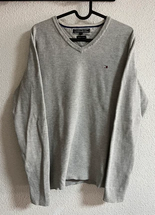 Tommy Hilfiger Jersey Grey Vintage Old Money Style M, marque: Tommy Hilfiger, état: Très bon état, taille: M, 20,00 €, 21,70 € Protection acheteurs incluse