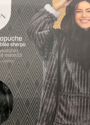 Sweat plaid à capuche Sherpa – Gris – Taille L/XL – Neuf, marca: Kokoon, estado: Novo com etiquetas, tamanho: XL / 42 / 14, €20.00, €21.70 inclui Proteção do Comprador