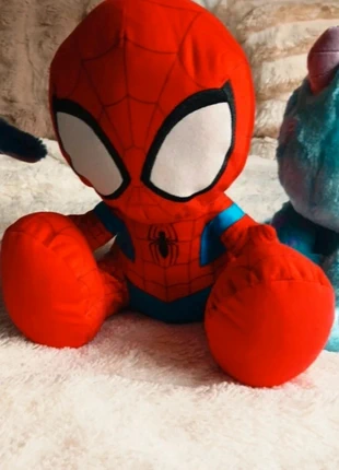 Peluche big feet Spiderman disneyland paris, marque: Disneyland Paris, état: Très bon état, taille: Taille unique, 12,00 €, 13,30 € Protection acheteurs incluse