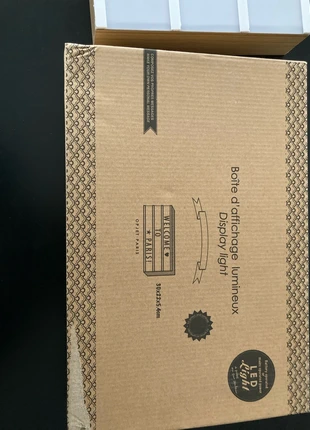 Boîte d’affichage lumineux, marque: Lumineux, état: Très bon état, 5,00 €, 5,95 € Protection acheteurs incluse