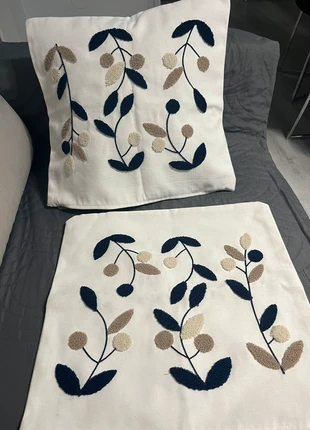 Lot de 2 housse de coussin 45/45, marque: boutique, état: Neuf sans étiquette, taille: 45 x 45 cm, 15,00 €, 16,45 € Protection acheteurs incluse
