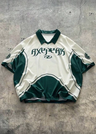 T-shirt y2k, marque: y2k, état: Très bon état, taille: M, 27,99 €, 30,09 € Protection acheteurs incluse