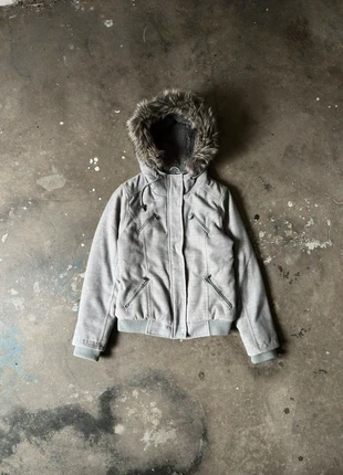 Y2K Japan Style Grey Faux Fur Fishbones Jacket Berlin Winter Pasha Swag, merk: Japan Style, staat: Goed, maat: M / 38 / 10, € 74,95, € 79,40 inclusief Kopersbescherming