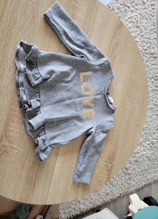 Pull h&m 6/9mois, marca: H&M, estado: Muito bom, tamanho: 6-9 meses / 68 cm, €1.50, €2.28 inclui Proteção do Comprador