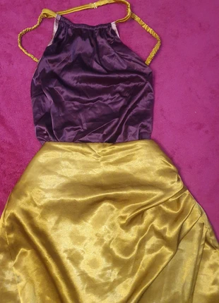 Bodie et la jupe en satin ,ensemble, marque: Princesse Tam Tam, état: Neuf sans étiquette, taille: S / 36 / 8, 9,00 €, 10,15 € Protection acheteurs incluse